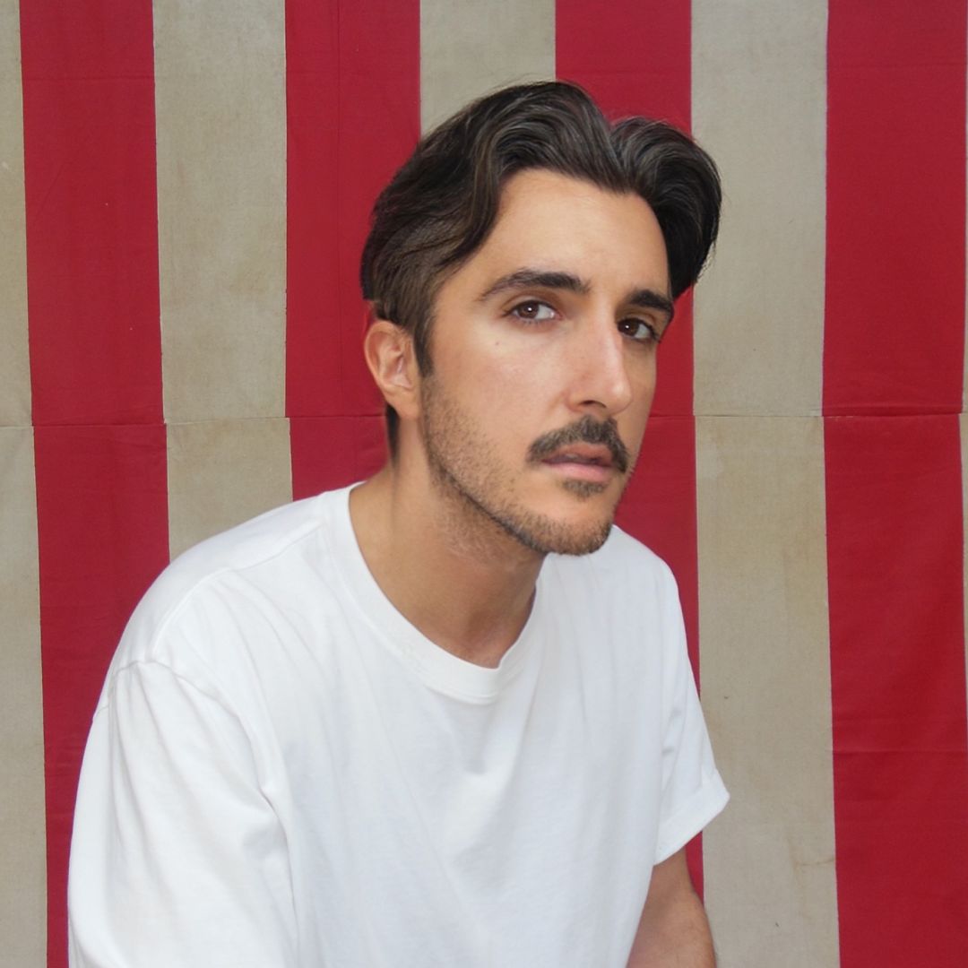 Clayton Hawkins, Donna Bella