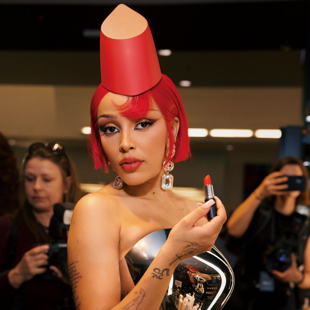 Doja Cat, MAC, Glendale, I Only Wear Mac