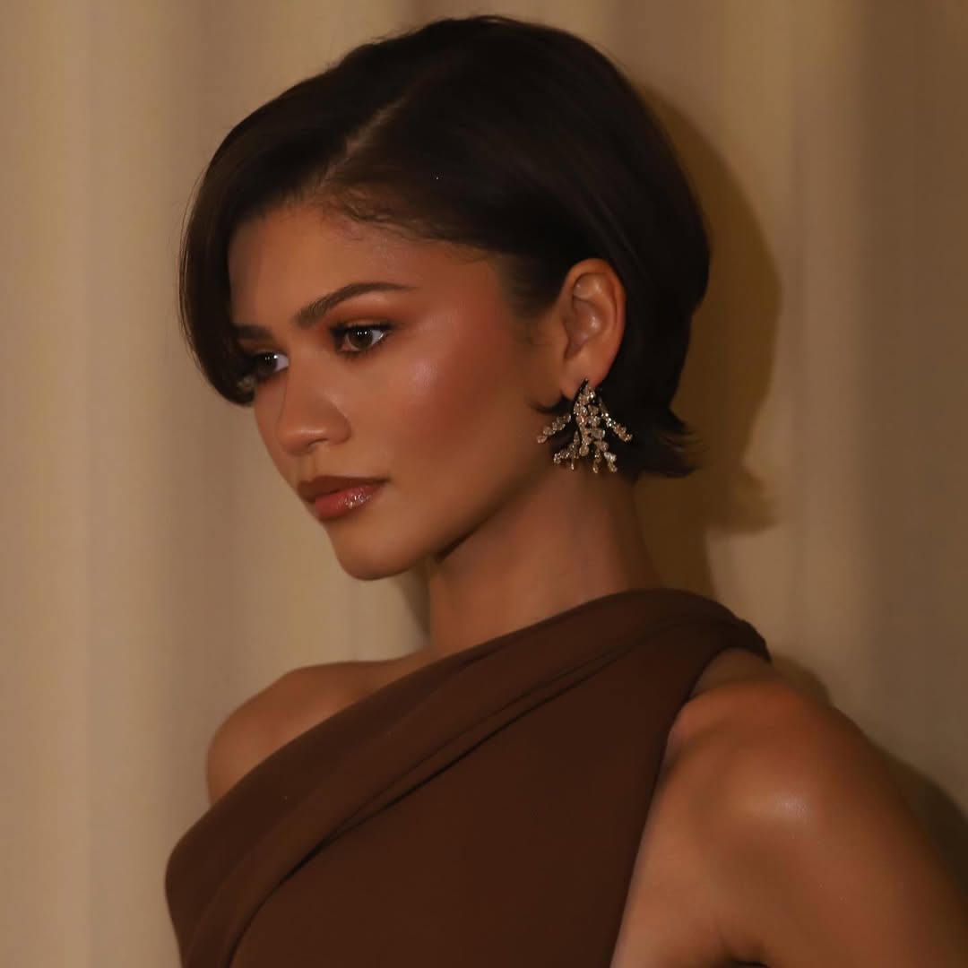 Zendaya, Ursula Stephen, Tangle Teezer