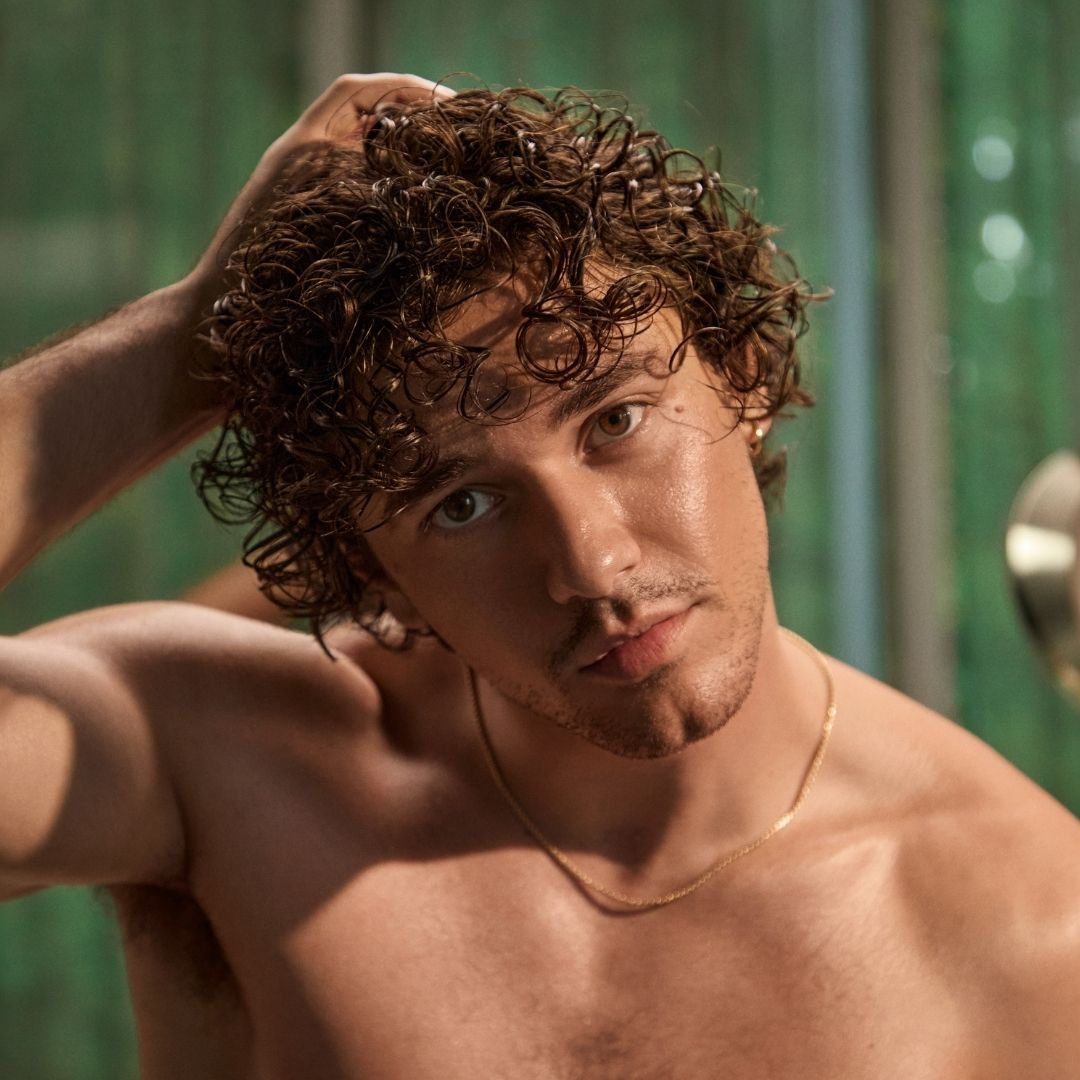 Belmont Cameli Signs On for TRESemmé's ‘Hot Curl Summer’