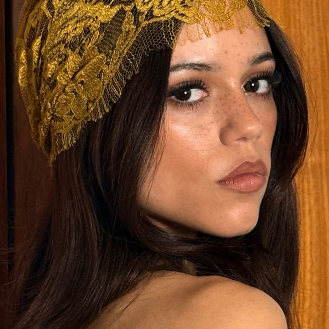 Jenna Ortega, Cesar DeLeon Ramirez, Klara and the Sun, Premiere, London, Romance, Lace